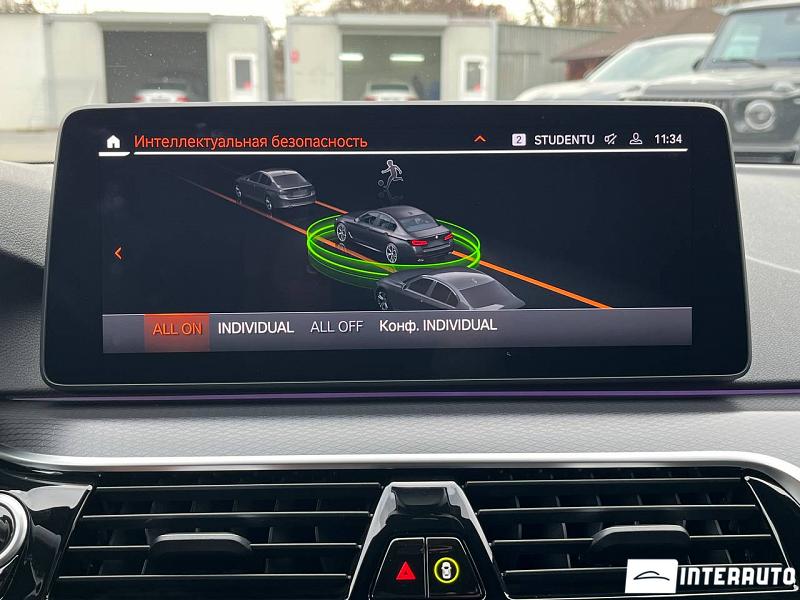 BMW 520 11 bmw 520 2020