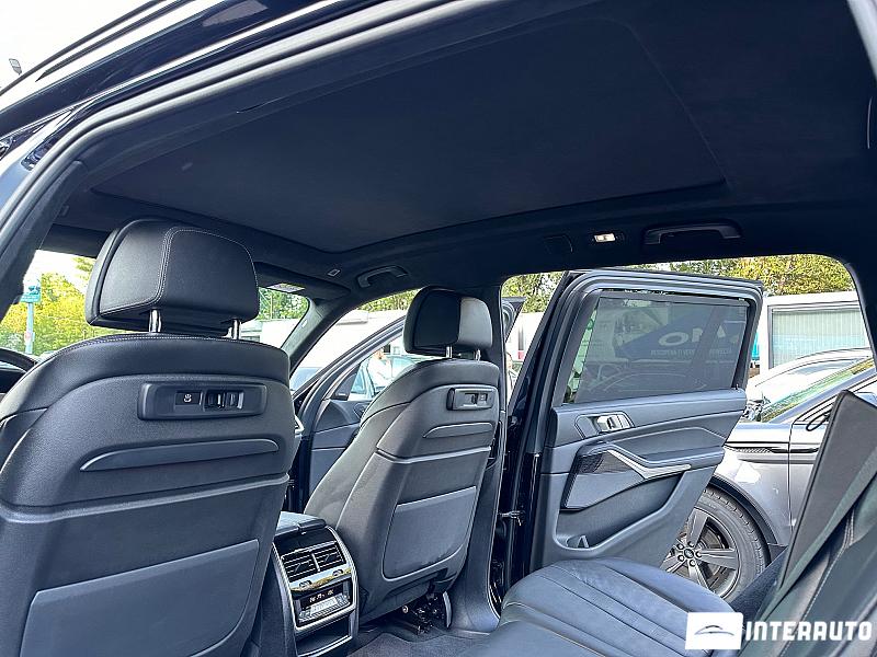 BMW X7 M5.0d 10 bmw x7 m5.0d 2020