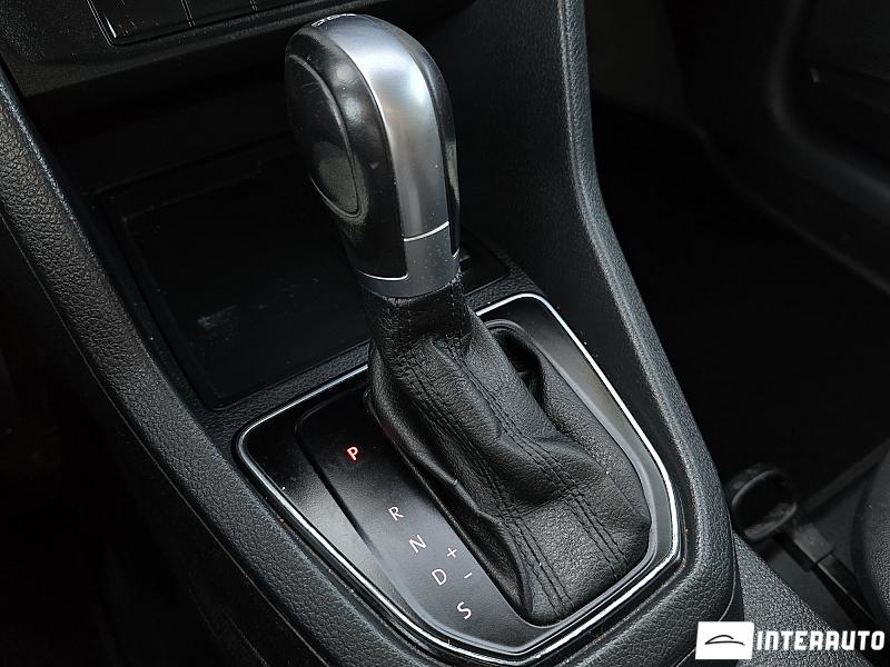 Volkswagen Caddy Maxi 12 volkswagen caddy maxi 2016