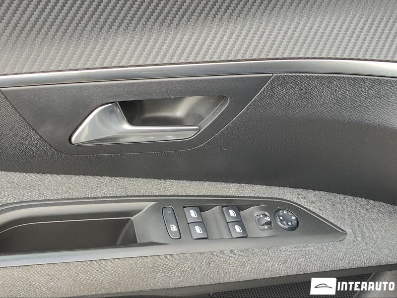 Peugeot 3008 15 peugeot 3008 2018