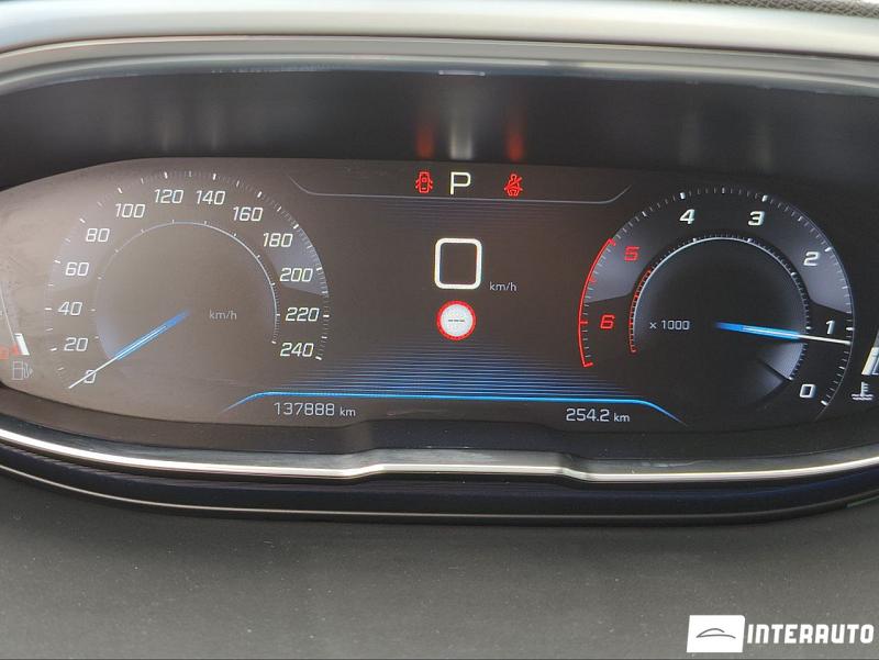 Peugeot 3008 10 peugeot 3008 2018