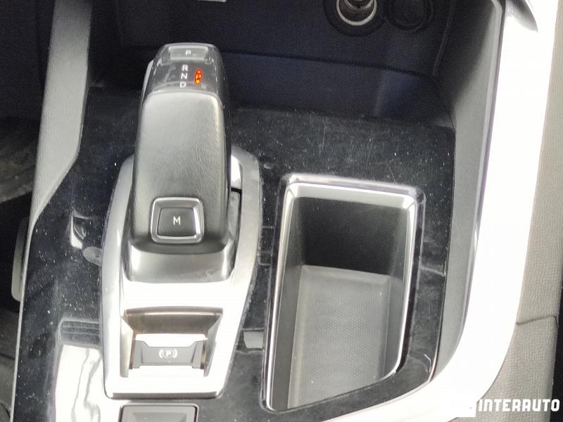 Peugeot 3008 13 peugeot 3008 2018