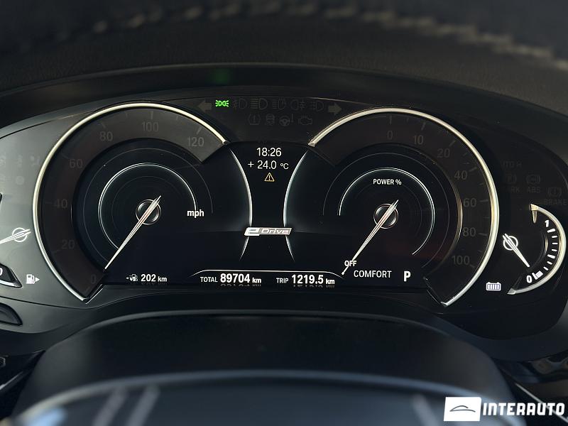 BMW 530e 11 bmw 530e 2017