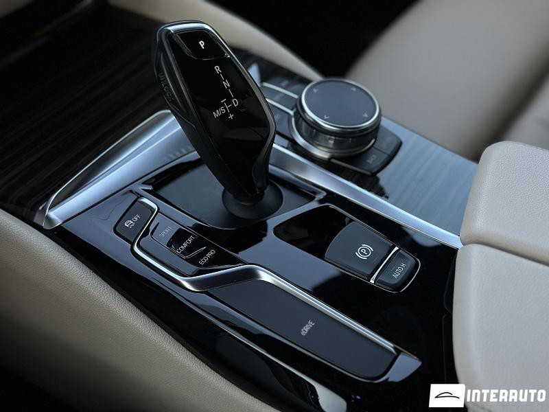 BMW 530e 15 bmw 530e 2017