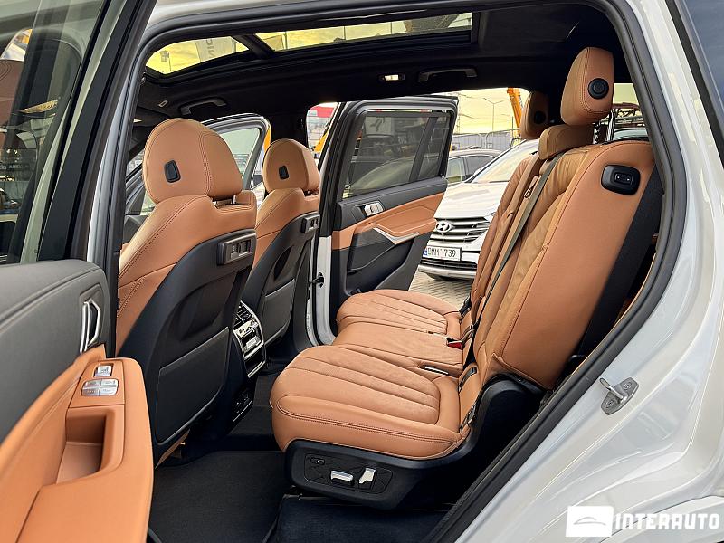 BMW X7 4.0i 16 bmw x7 4.0i 2022