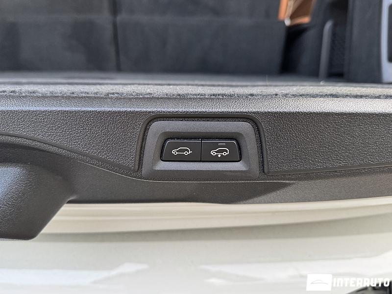 BMW X7 4.0i 32 bmw x7 4.0i 2022