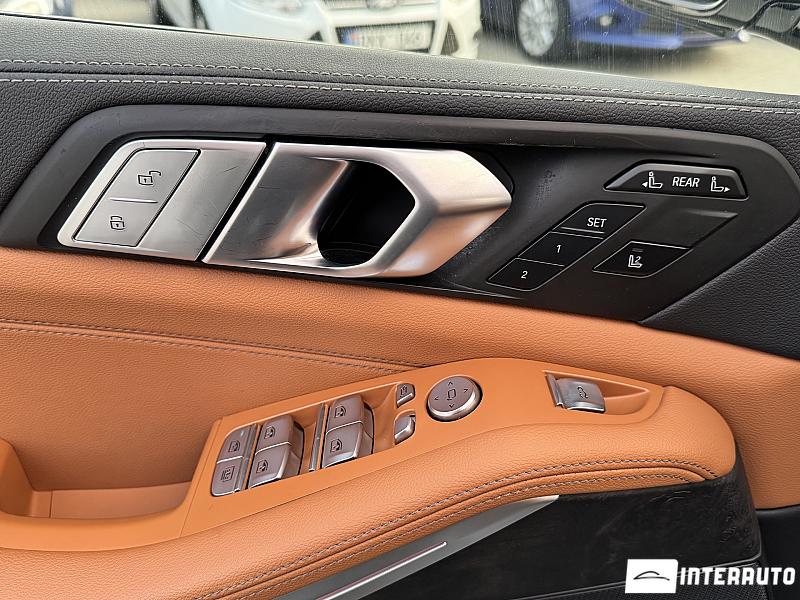 BMW X7 4.0i 27 bmw x7 4.0i 2022