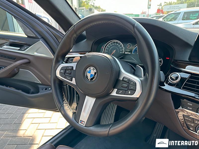 BMW 530e 9 bmw 530e 2018