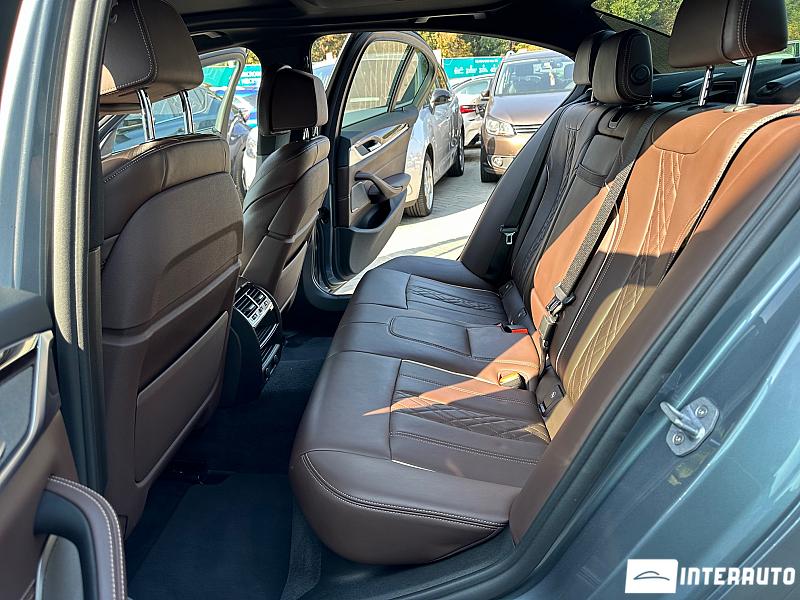 BMW 530e 17 bmw 530e 2018