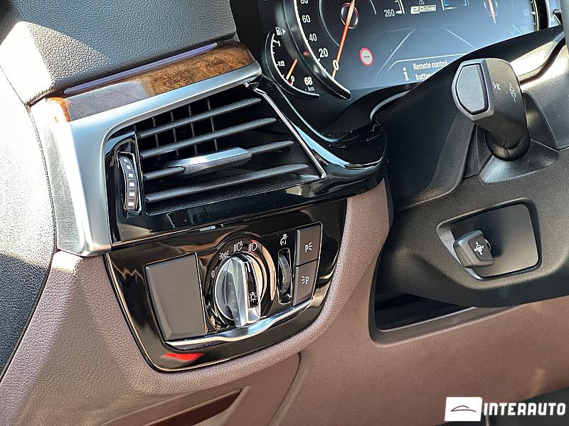 BMW 530e 14 bmw 530e 2018