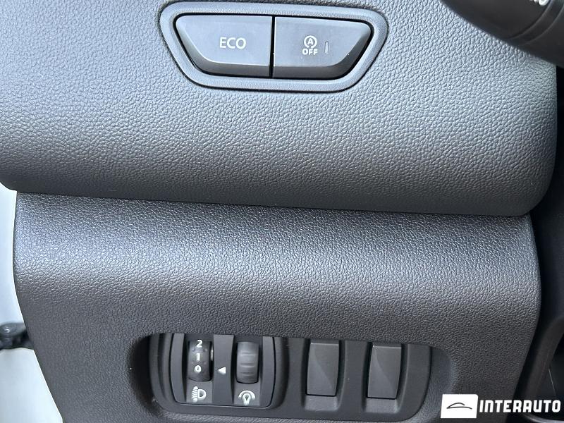 Renault Kadjar 10 renault kadjar 2017