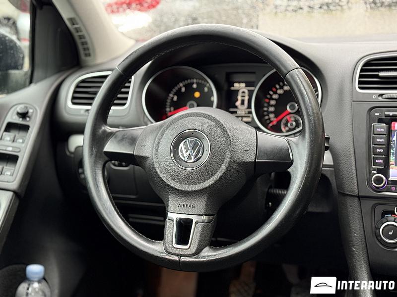 Volkswagen Golf 10 volkswagen golf 2010