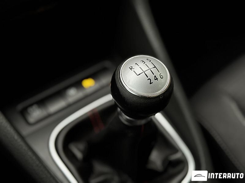 Volkswagen Golf 15 volkswagen golf 2010