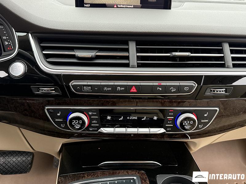 Audi Q7 10 audi q7 2017