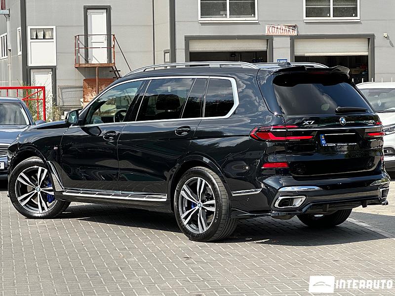 BMW X7 4.0d 2 bmw x7 4.0d 2023