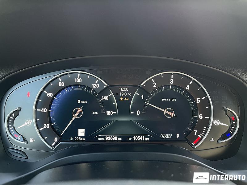 BMW X3 3.0i 9 bmw x3 3.0i 2018