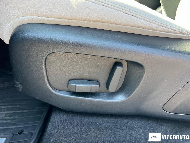 Land Rover Range Rover Velar 13 land rover range rover velar 2018