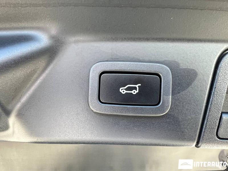 Land Rover Range Rover Velar 16 land rover range rover velar 2018