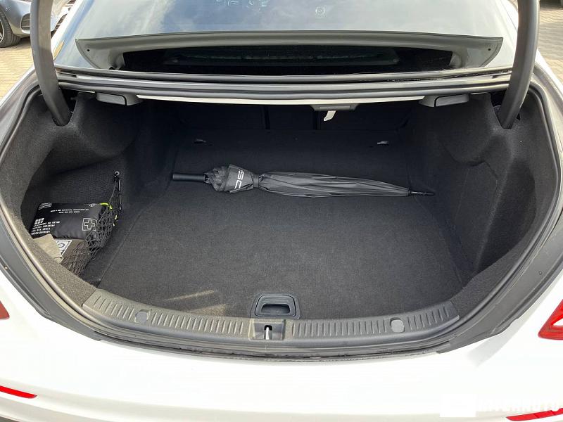 Mercedes E 220 18 mercedes e 220 2019