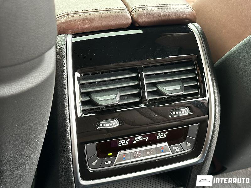 BMW X5 4.5e 15 bmw x5 4.5e 2020