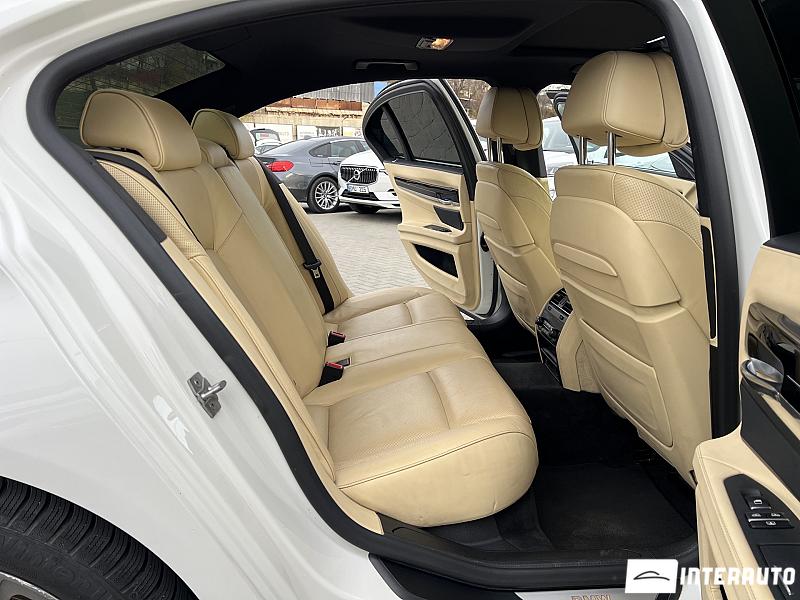 BMW 740 16 bmw 740 2012