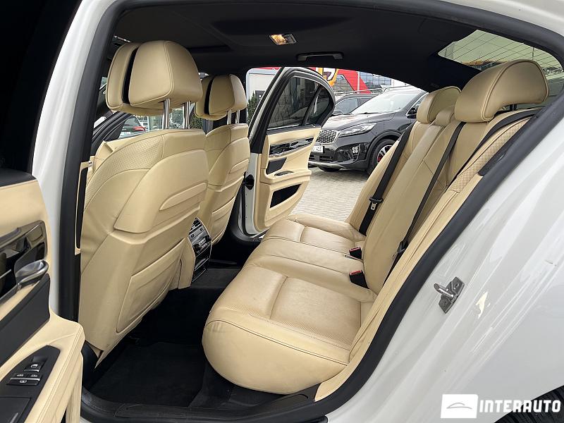 BMW 740 13 bmw 740 2012