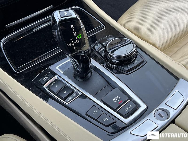 BMW 740 12 bmw 740 2012