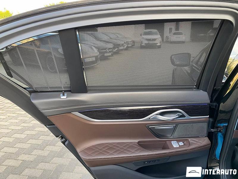 BMW 750 22 bmw 750 2020