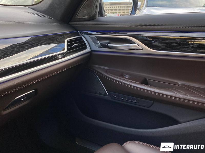 BMW 750 10 bmw 750 2020