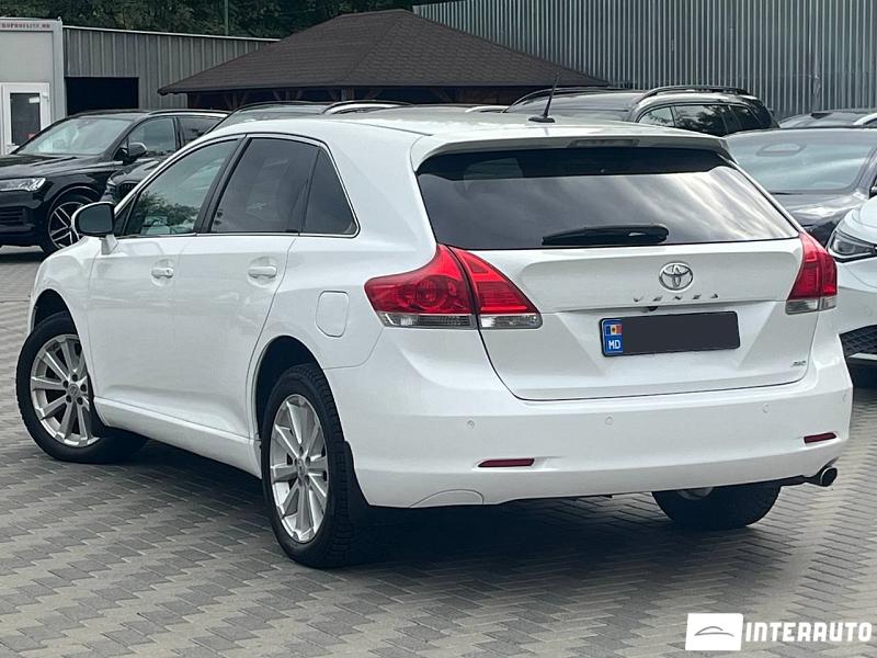 Toyota Venza 4 toyota venza 2010