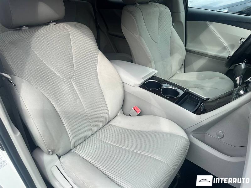 Toyota Venza 14 toyota venza 2010