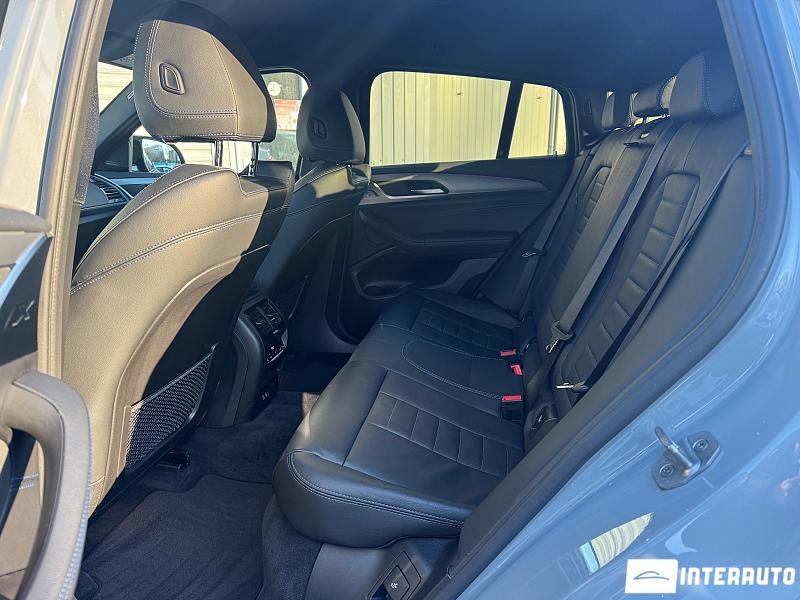 BMW X4 M4.0i 6 bmw x4 m4.0i 2021