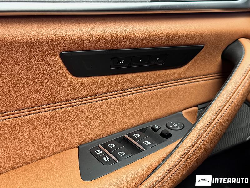 BMW 530e 16 bmw 530e 2021