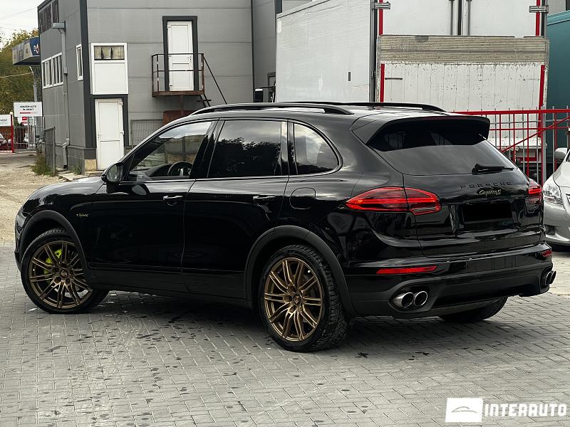 Porsche Cayenne S Hybrid 2 porsche cayenne s hybrid 2014