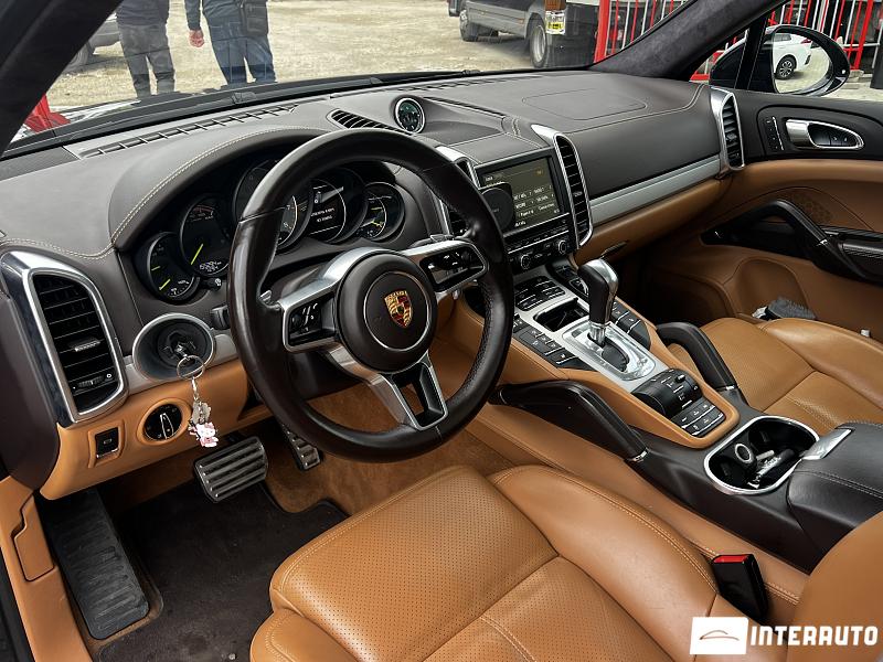 Porsche Cayenne S Hybrid 5 porsche cayenne s hybrid 2014