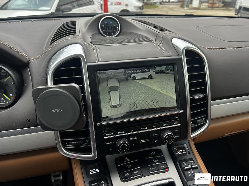 Porsche Cayenne S Hybrid 10 porsche cayenne s hybrid 2014