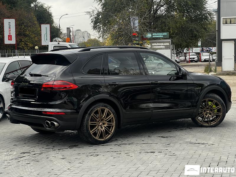 Porsche Cayenne S Hybrid 3 porsche cayenne s hybrid 2014