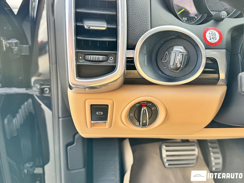 Porsche Cayenne S Hybrid 20 porsche cayenne s hybrid 2014