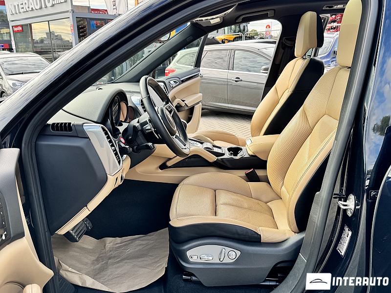 Porsche Cayenne S Hybrid 5 porsche cayenne s hybrid 2014