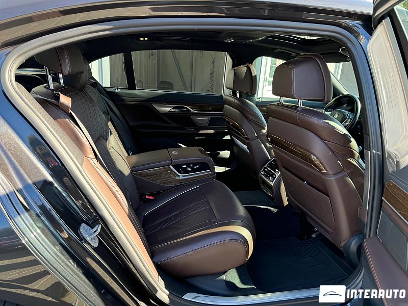 BMW 750 26 bmw 750 2017