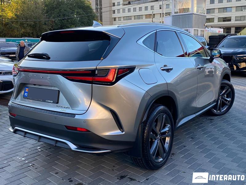 Lexus NX 450H+ 2 lexus nx 450h+ 2022