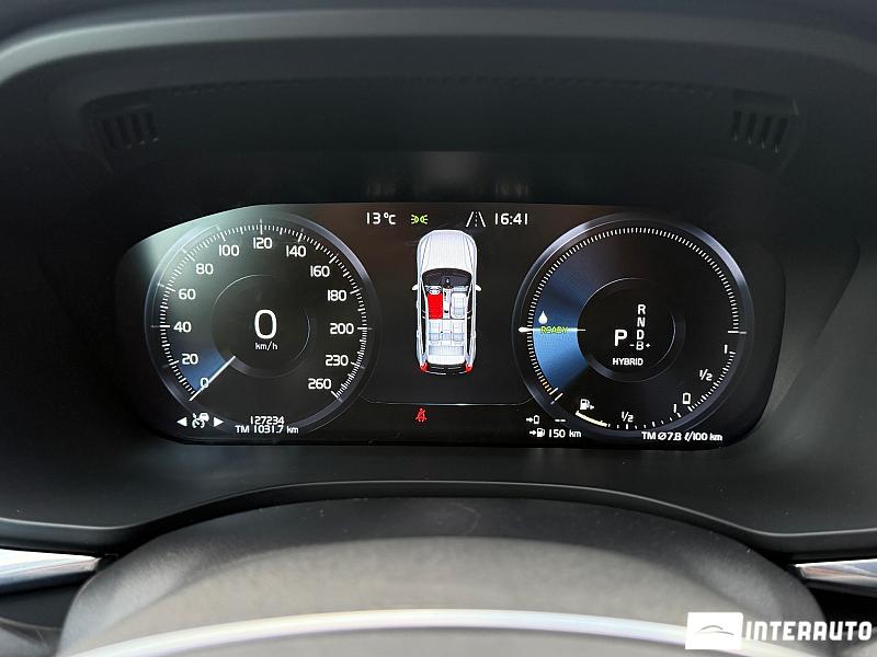 Volvo XC 60 12 volvo xc 60 2021