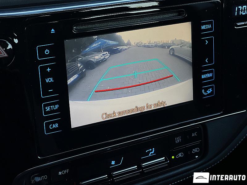 Toyota Auris 9 toyota auris 2015