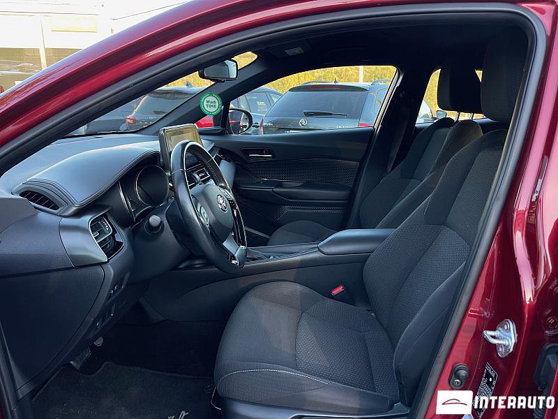 Toyota C-HR 5 toyota c-hr 2019