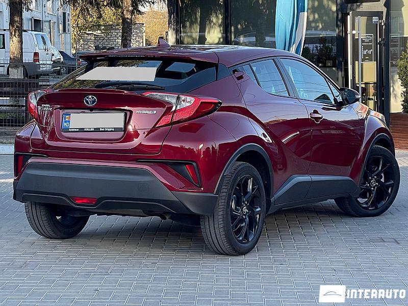 Toyota C-HR 2 toyota c-hr 2019