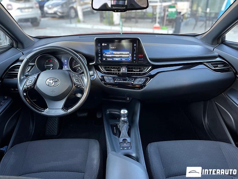 Toyota C-HR 8 toyota c-hr 2019