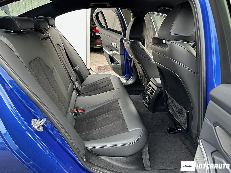 BMW 330E 8 bmw 330e 2020