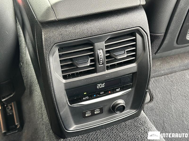 BMW 330E 18 bmw 330e 2020