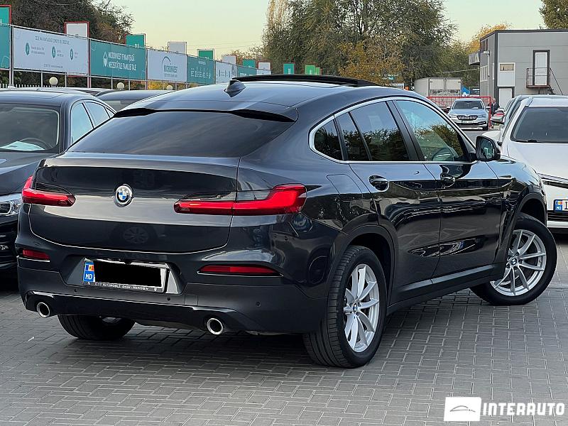 BMW X4 2.0D 4 bmw x4 2.0d 2021