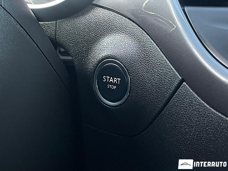 Opel Crossland X 13 opel crossland x 2019